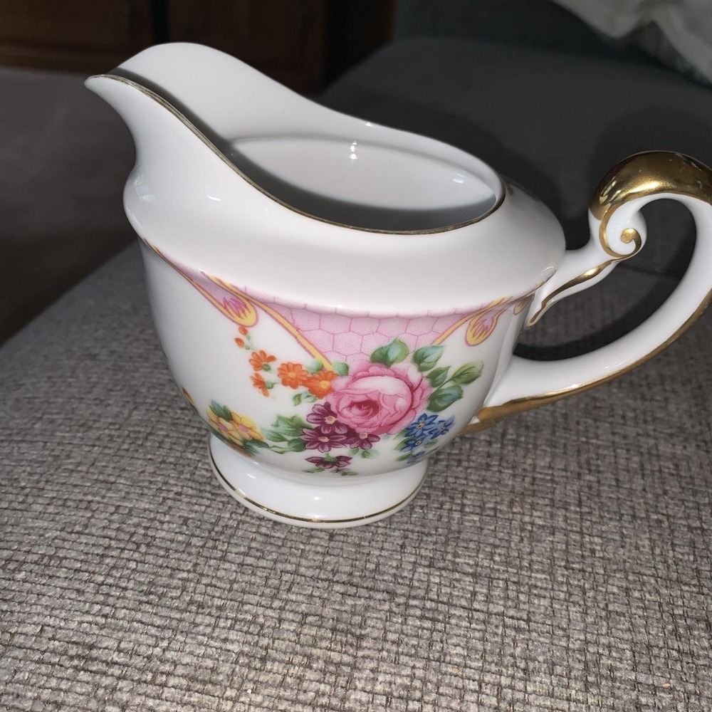 Jyoto China Creamer, Floral w/Gold Trim, Vintage  Japan